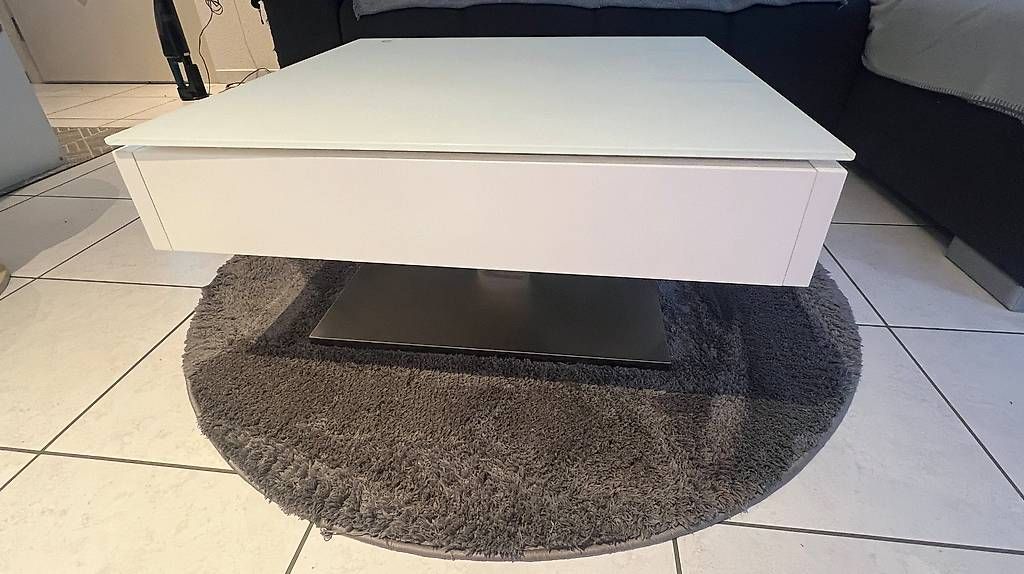 Tavoli: Couchtisch mit drehbarer Glasplatte – Usato da Zufikon venduto da kat_w9sv 2