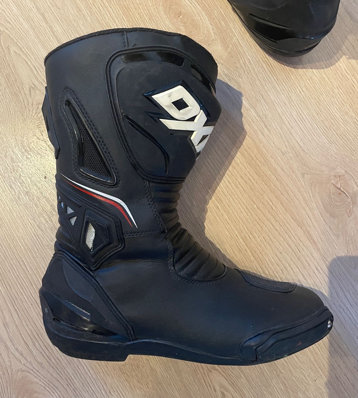 Scarpe da uomo: DXR Motorradstiefel Grösse 43 – Usato da Grossdietwil venduto da celineeeee 5