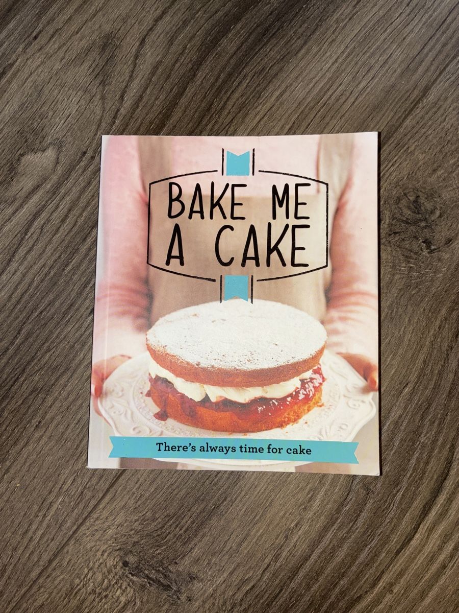 Libri: Bake Me A Cake - Cookbook - Good Housekeeping – Usato da Gondiswil venduto da lor_2rkz