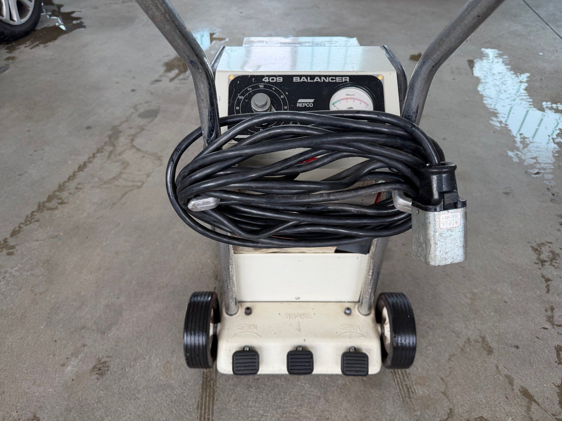 Toutes les machines: Auswuchtmaschine – D'occasion à Schwellbrunn par Pregos.12 5