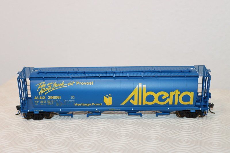 Modelleisenbahnen: 4 US Güterwagen ( 552 ) – Gebraucht aus Kerzers von Winu64 5