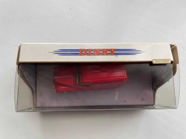 Dinky Toys Modellini d'auto: Dinky Toys Austin A40 – Nuovo e nell'imballaggio originale da Ursy venduto da DK8 1