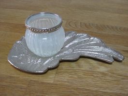 Moderne Metall Flügel mit Teelicht