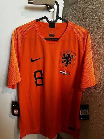 Einmaliges Trikot zu kaufen.