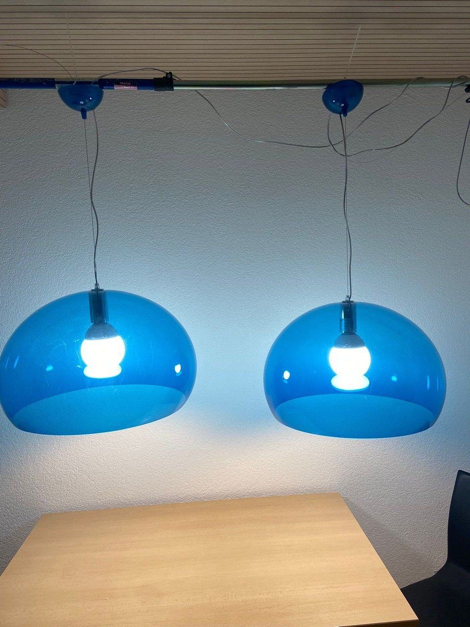 Kartell Lampade: Pendellampe Kartell FL 2 Stk. – Usato da Laupersdorf venduto da Borer_Liquidationen 1