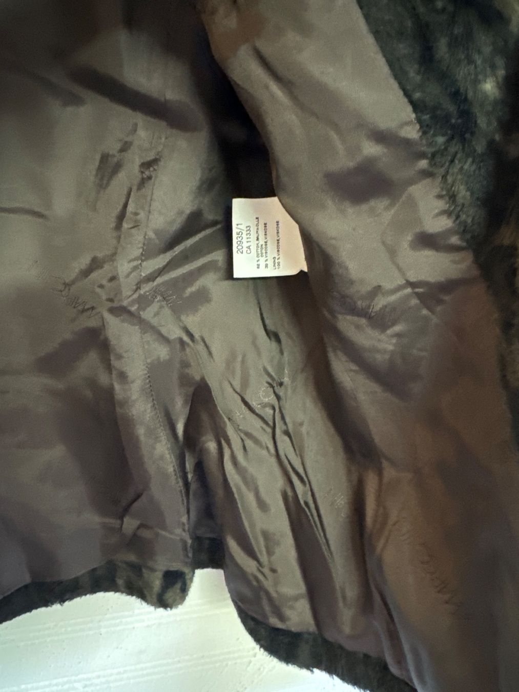 Marc Cain Jacken: Marc Cain Blaser sitze N 3 – Gebraucht aus Wangs von Haselika 2