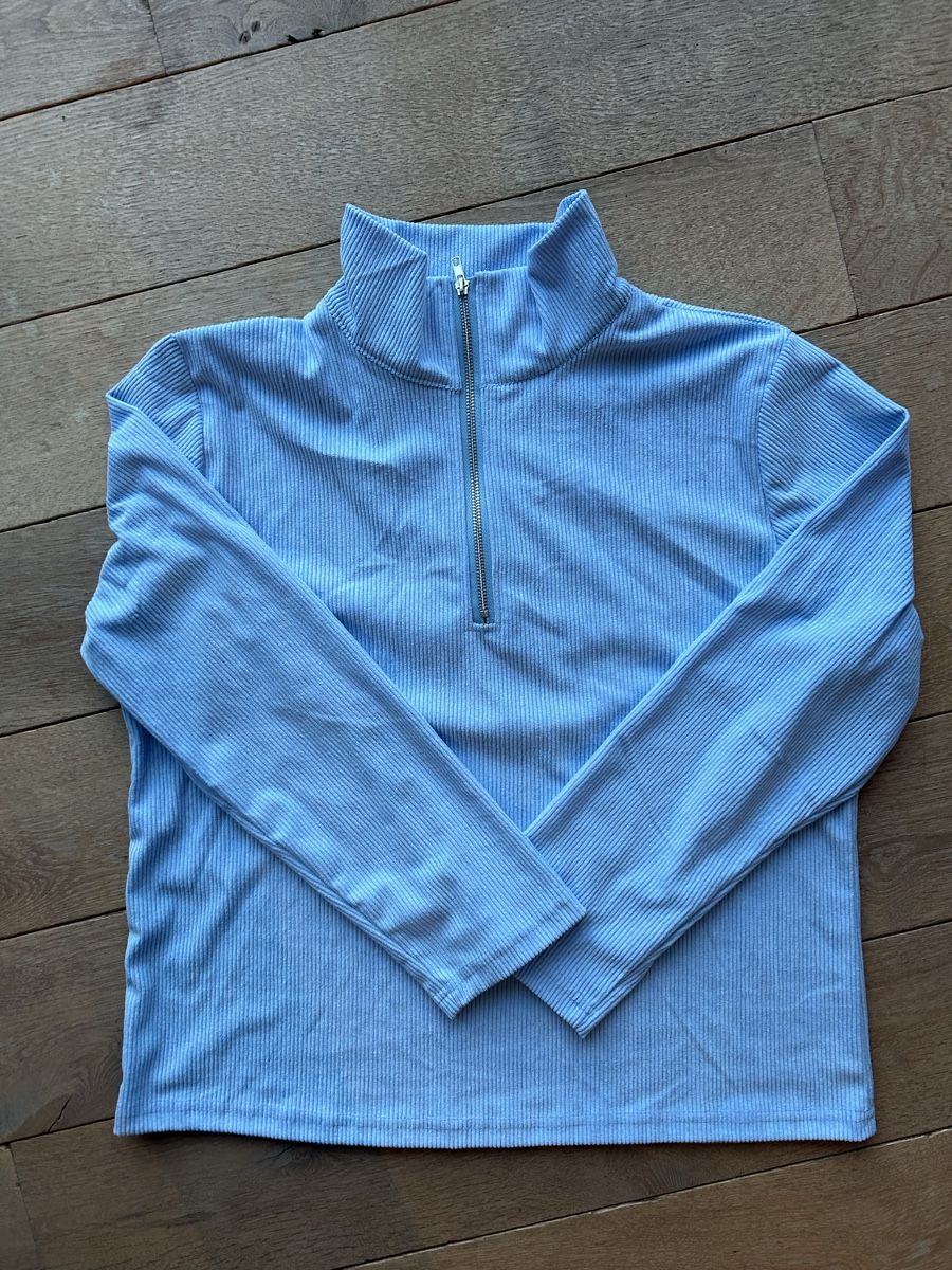 Maglioni & Felpe: Helles Cord-Langarmshirt, Top Zustand – Nuovo e nell'imballaggio originale da Davos Wolfgang venduto da asta2116
