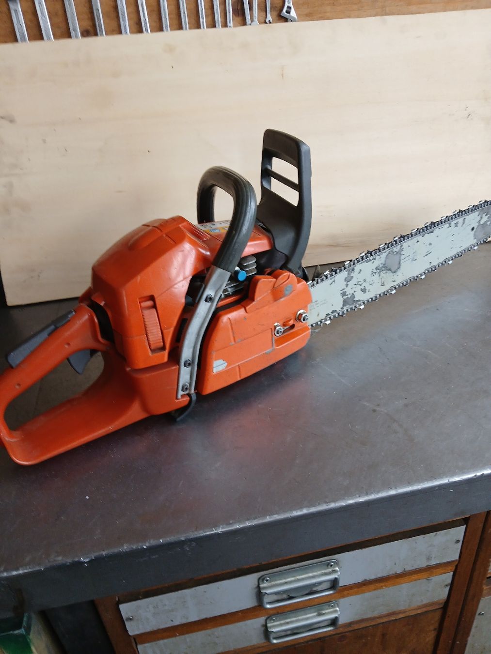 Husqvarna Scies: Husqvarna – D'occasion à Horboden par heino9 1