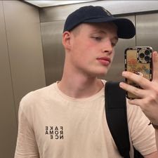 Profile image of ben_s7t8