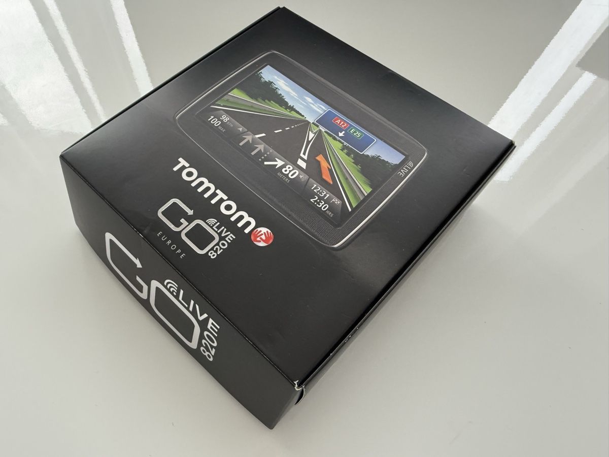 Tomtom Navigatori: TomTom 820 go – Usato da Neftenbach venduto da Blade230S 4