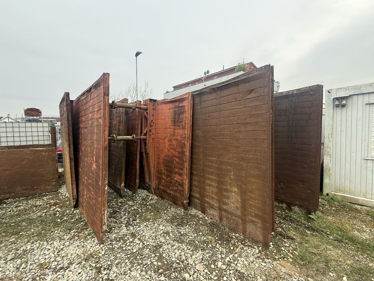 Autocarri: Grabensprisung – Usato da Niederbipp venduto da baggerch 3