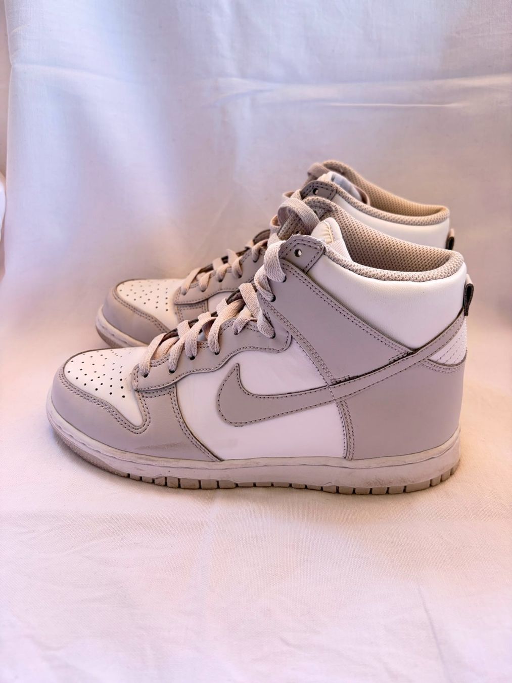 Nike Scarpe da uomo: Nike Dunk High weiss/grau, Gr. 38.5 – Usato da Neuendorf venduto da jas_j5nc 3