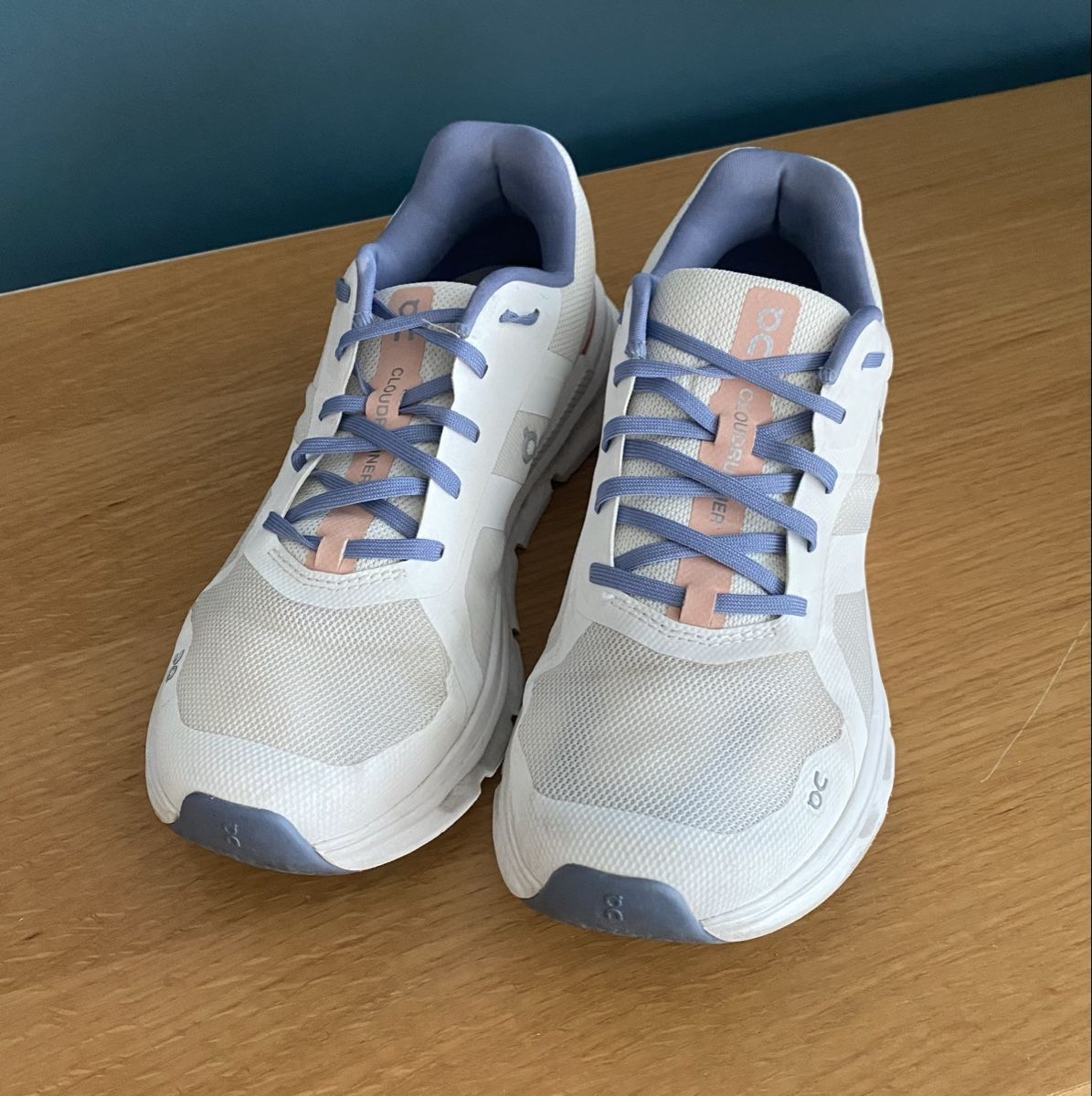 On Scarpe da donna: On Cloudrunner 40.5 Chaussures de course – Usato da Lausanne venduto da Vracorama 1