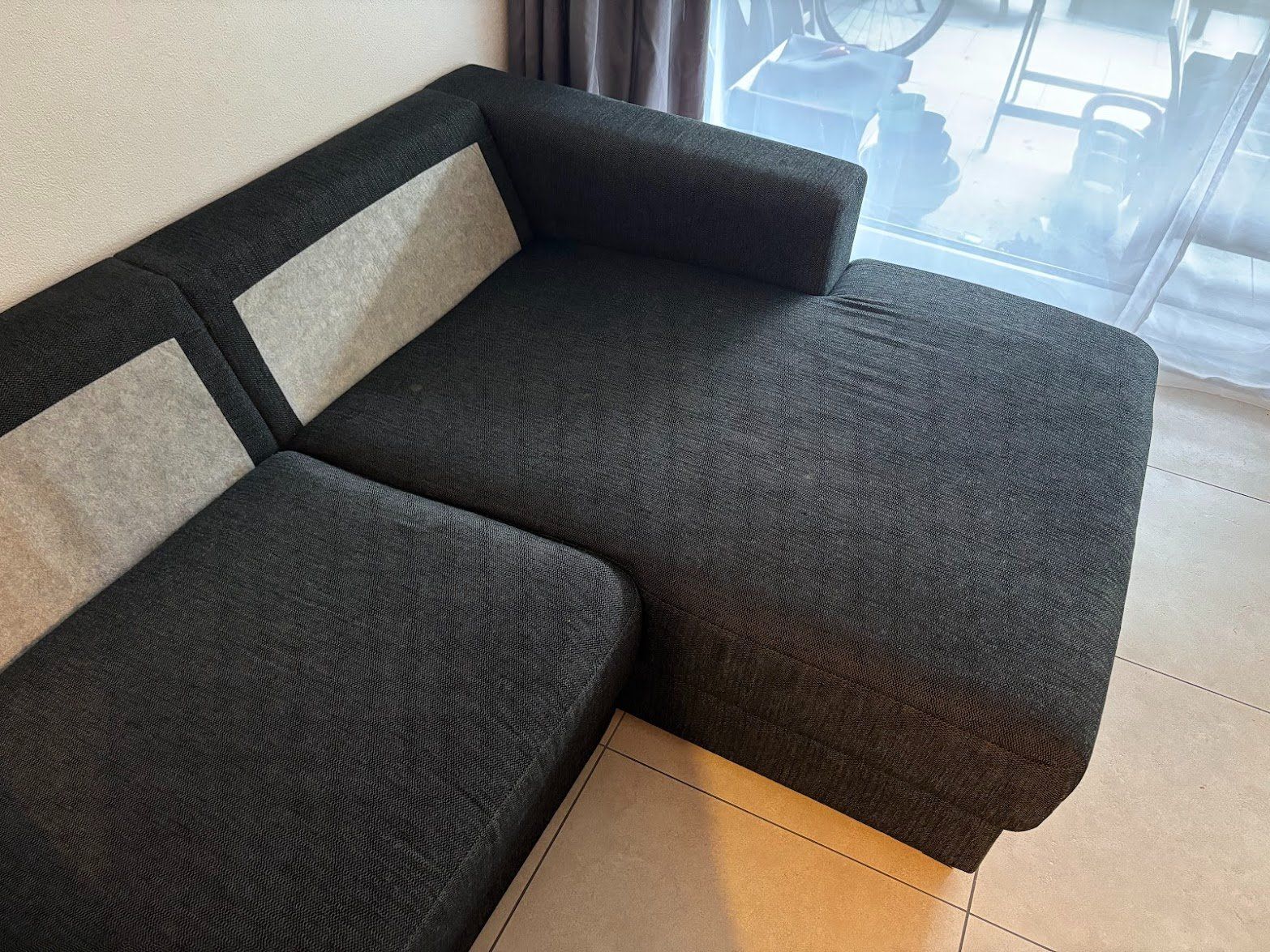 Divani: Schwedisches Sofa (kein IKEA), Schwarz-Graphit – Usato da Chur venduto da meteor26 4