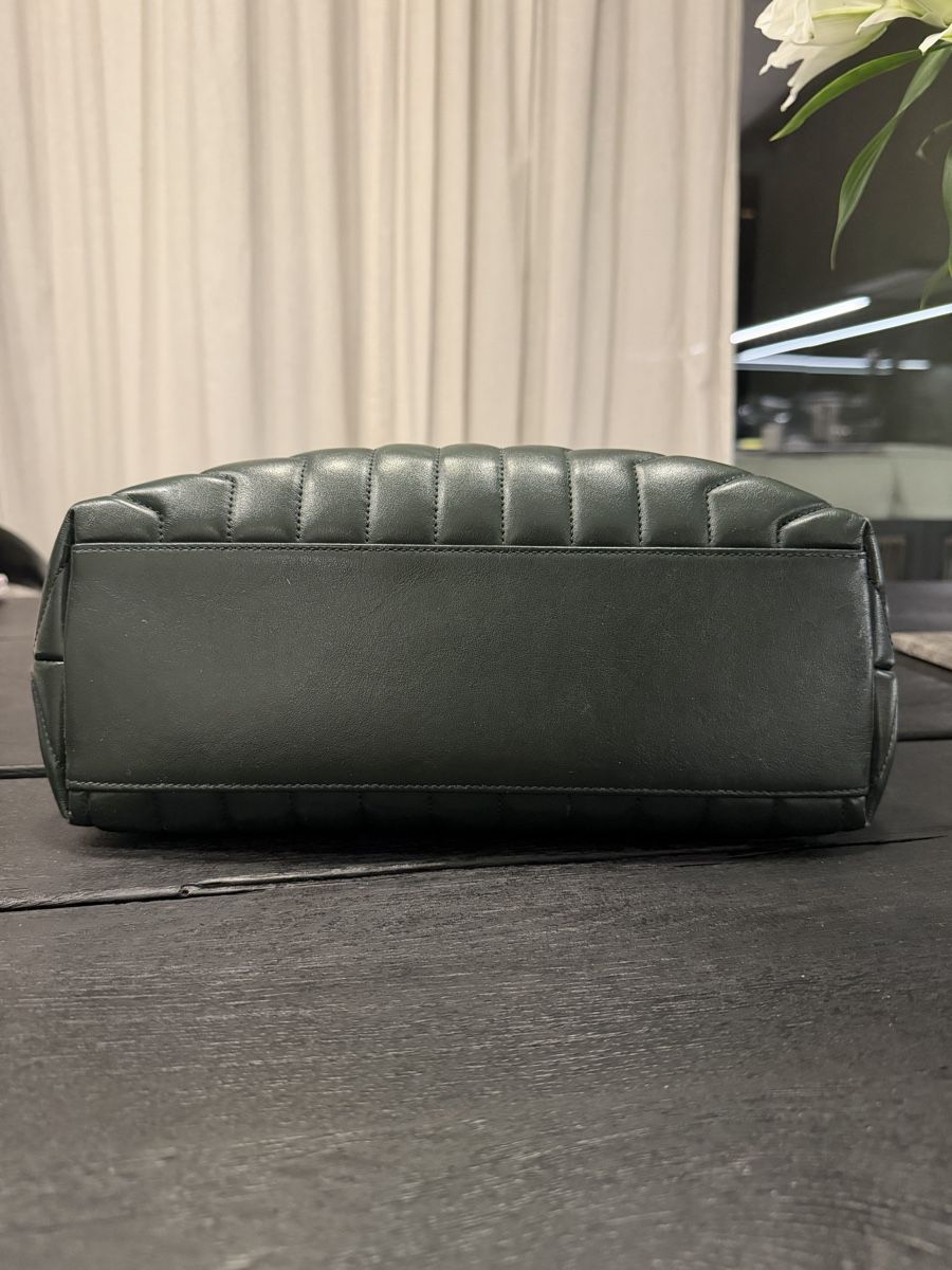 Saint Laurent Borse da donna: Saint laurent Loulou Medium - Dark green – Nuovo (secondo la descrizione) da Galgenen venduto da aaligoy 2
