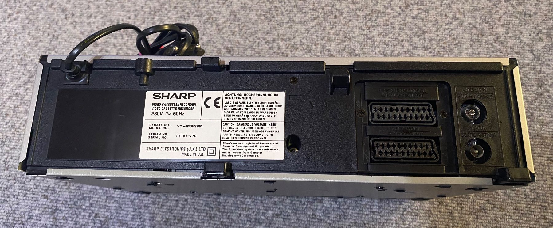 Sharp Registratori: SHARP VIDEO CASSETTENRECORDER – Usato da Appenzell venduto da Sonnschein_ 2