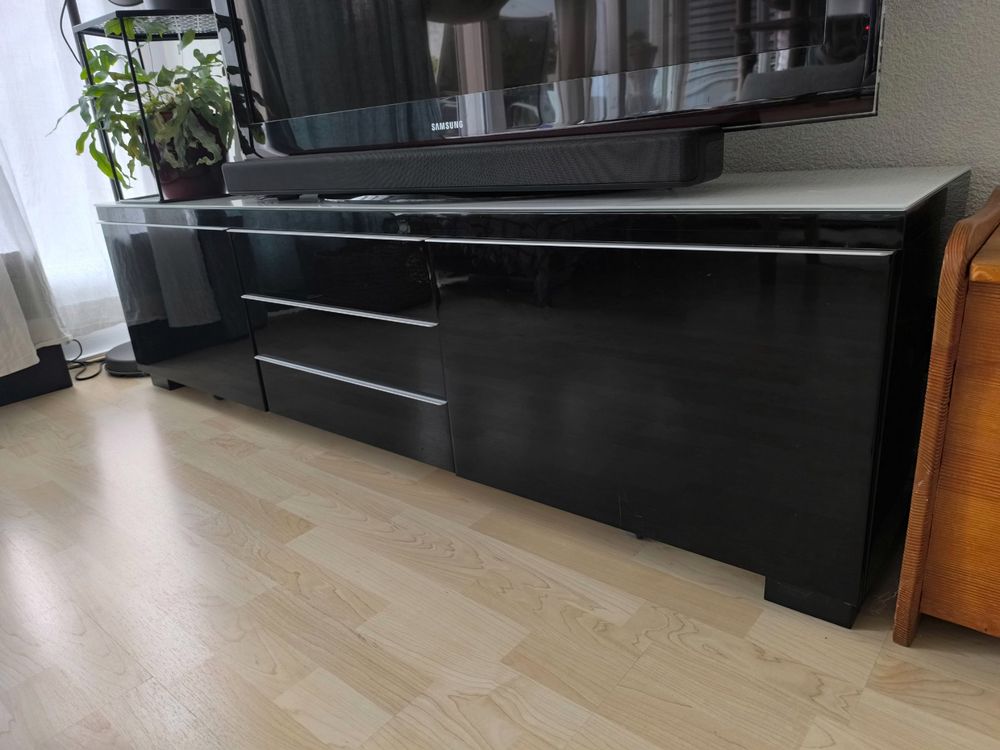 TV Möbel (Gebraucht) in Neftenbach für CHF 15 – nur Abholung auf ...