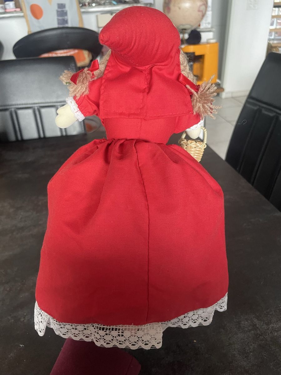 Bambole: Poupée Petit Chaperon Rouge Loup Réversible – Usato da Vallamand venduto da Bricbracbroc82 1
