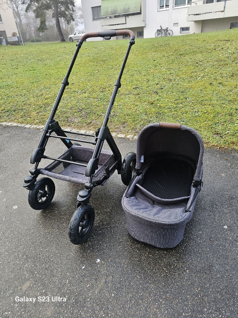 ABC Design Carrozzine: ABC Design Viper 4 Kinderwagen Grau – Usato da Dübendorf venduto da HelmiRDK8600 7