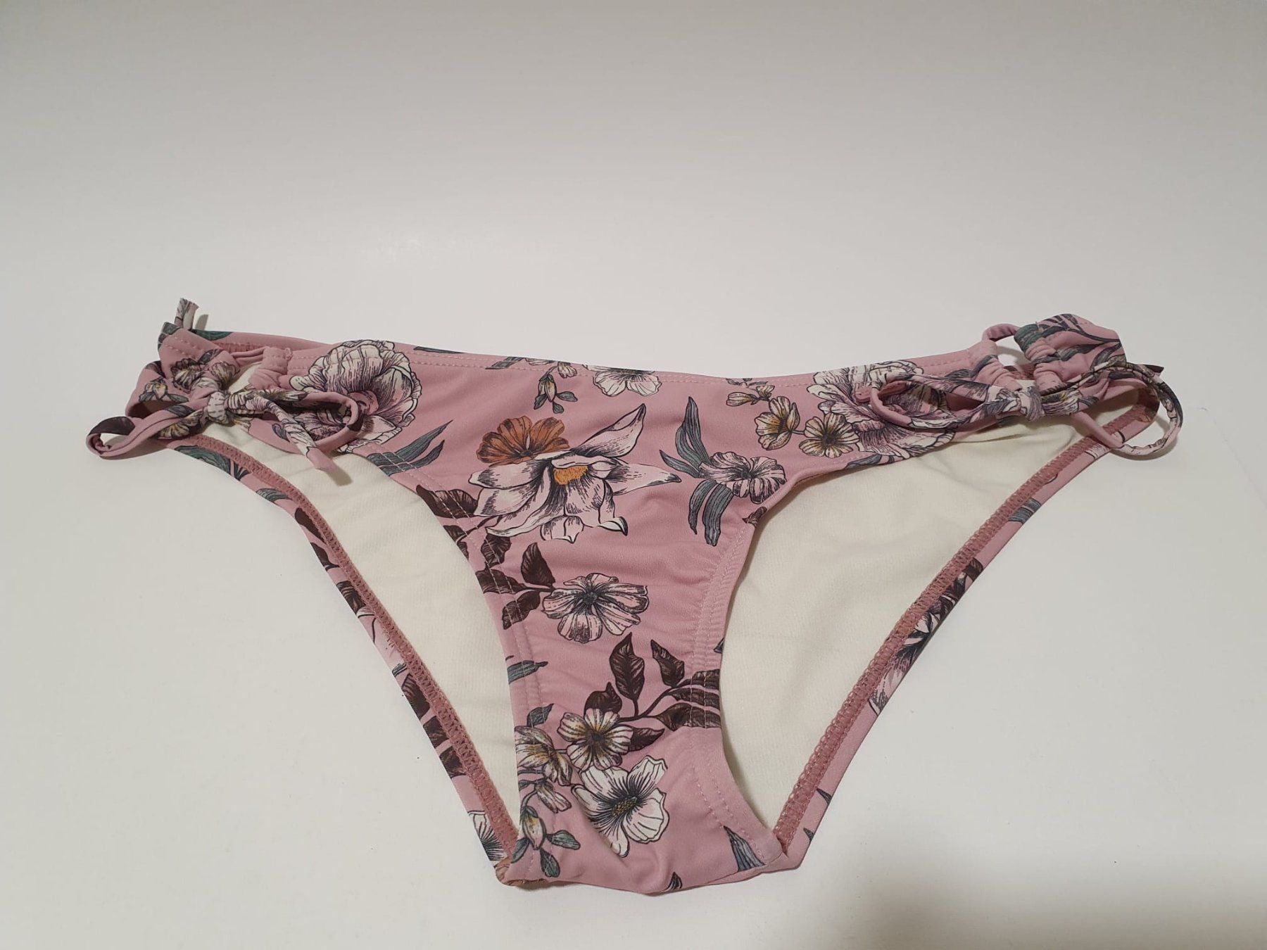 Protest Costumi da bagno & Bikini: Damenbikinihose Protest Größe L – Nuovo e nell'imballaggio originale da Genève venduto da Pandinet 4