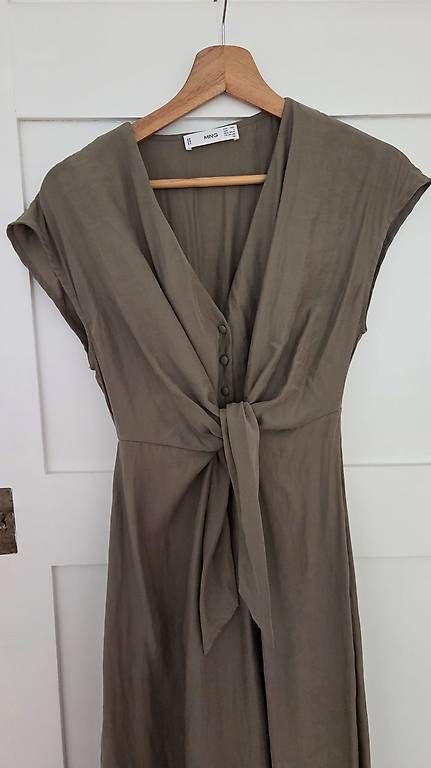 Mango Kleider: grünes Kleid Mango – Gebraucht aus Bern von noelle21 1