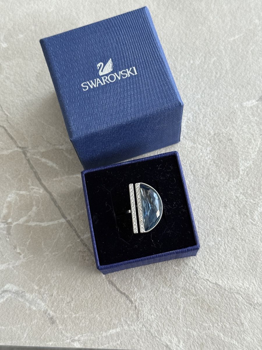 Swarovski Anelli: Swarovski Ring blau 55 – Usato da Zürich venduto da iva_iva 1
