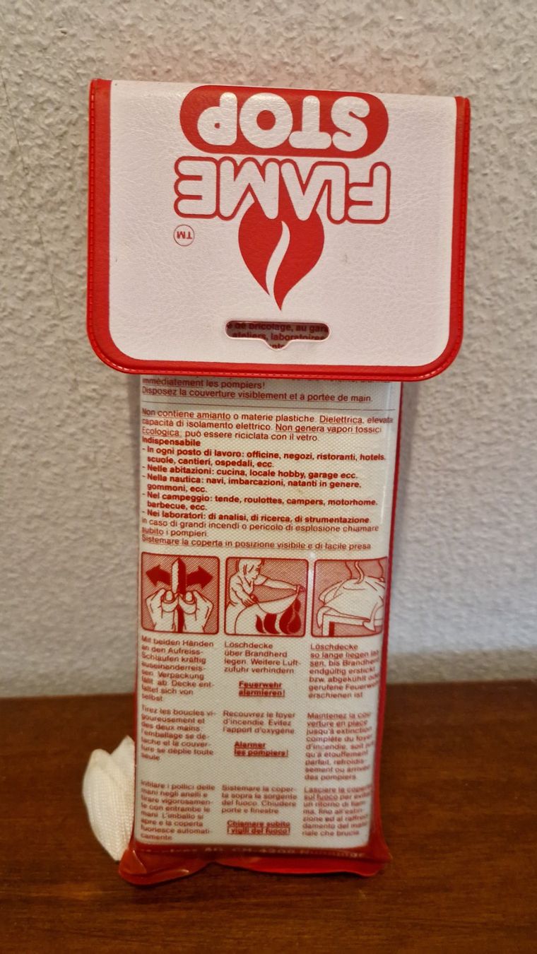 Estintori: Löschdecke FLAME STOP 100 Glasfaser Decke Gebäude Bern – Nuovo e nell'imballaggio originale da Laufen venduto da nostalgie0811 1