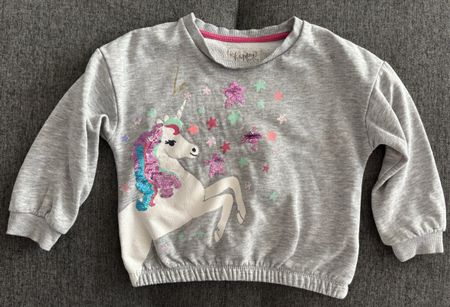 Mädchen Pullover Gr. 104 mit Einhorn Motiv