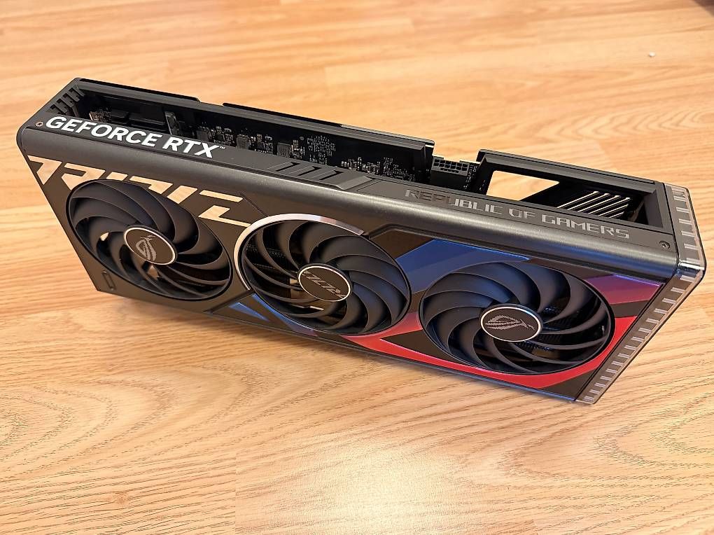Cartes graphiques: RTX 4070TI – D'occasion à Gipf-Oberfrick par spey1971 1