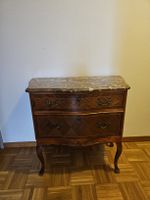 Louis XV Stil Komode mit Marmorplatte