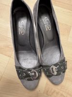 Graue Wildleder Pumps, Gr. 36, Herbst-Look mit Schnalle
