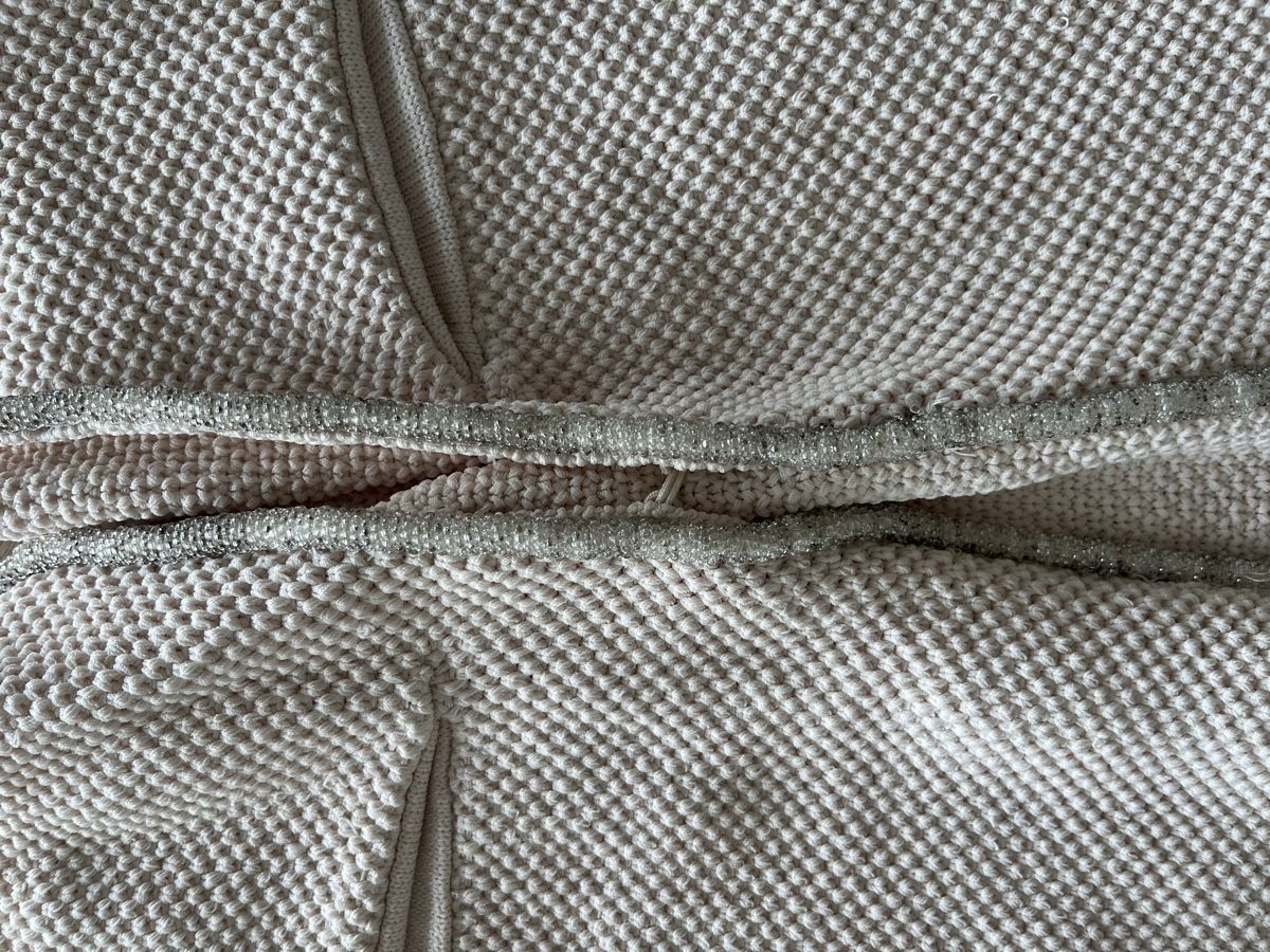 Maje Giacche: MAJE Strickjacke Beige Gr. 1, Perlenbordüre – Usato da Pfäffikon SZ venduto da humming-bird 6