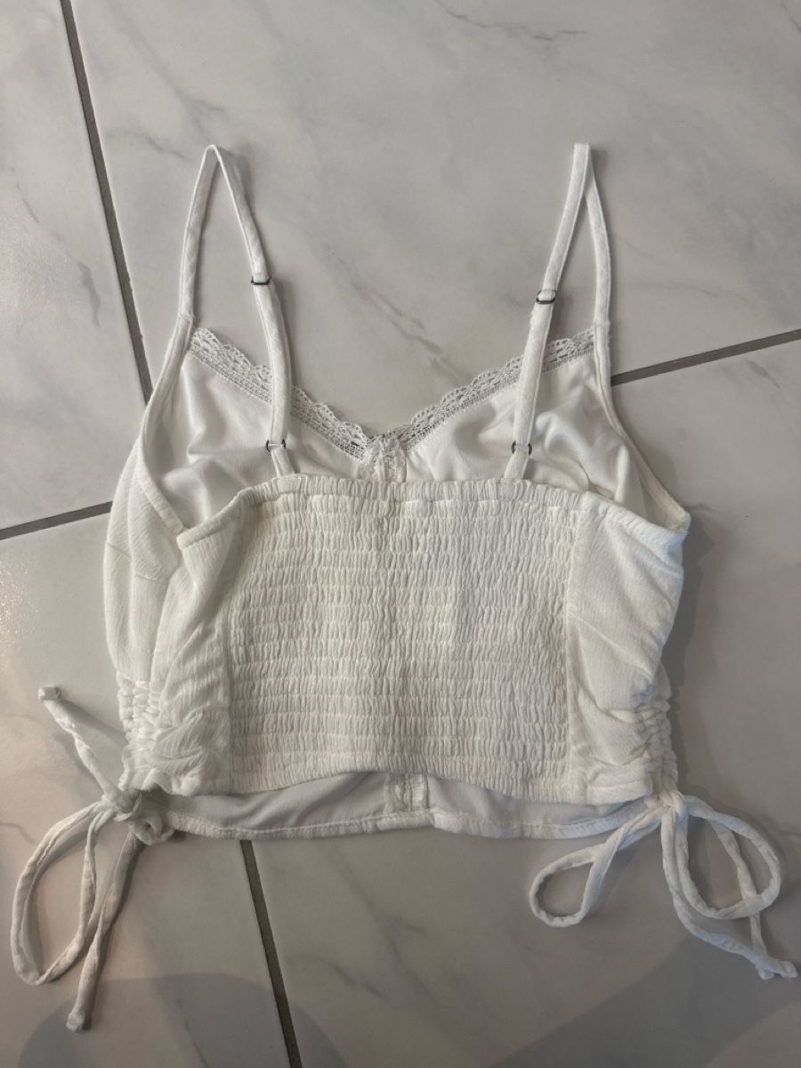 Hollister Top: hollister top – Nuovo (secondo la descrizione) da Wettswil venduto da pittaro73 3