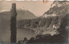 Leissigen (BE) – Thunersee mit dem Niesen