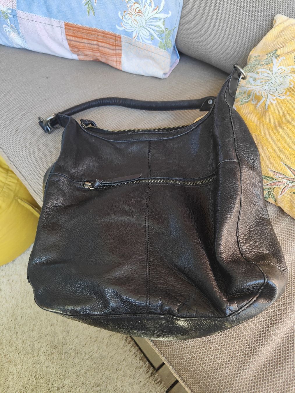 Borse da donna: Schwarze Ledertasche – Usato da Olten venduto da Sonjam 1