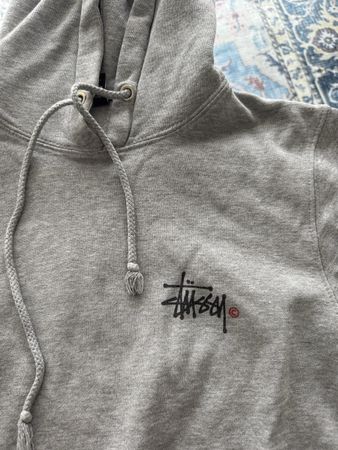 Stüssy sweater