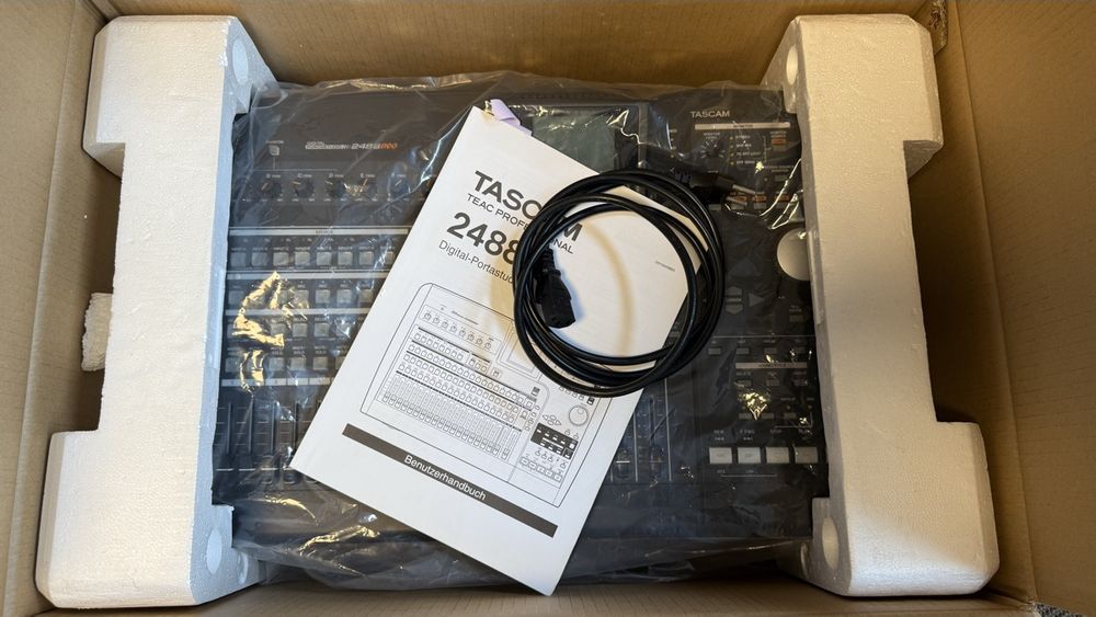 Tascam 2488neo 24-track, 24-bit Recording Workstation (Gebraucht) in ...