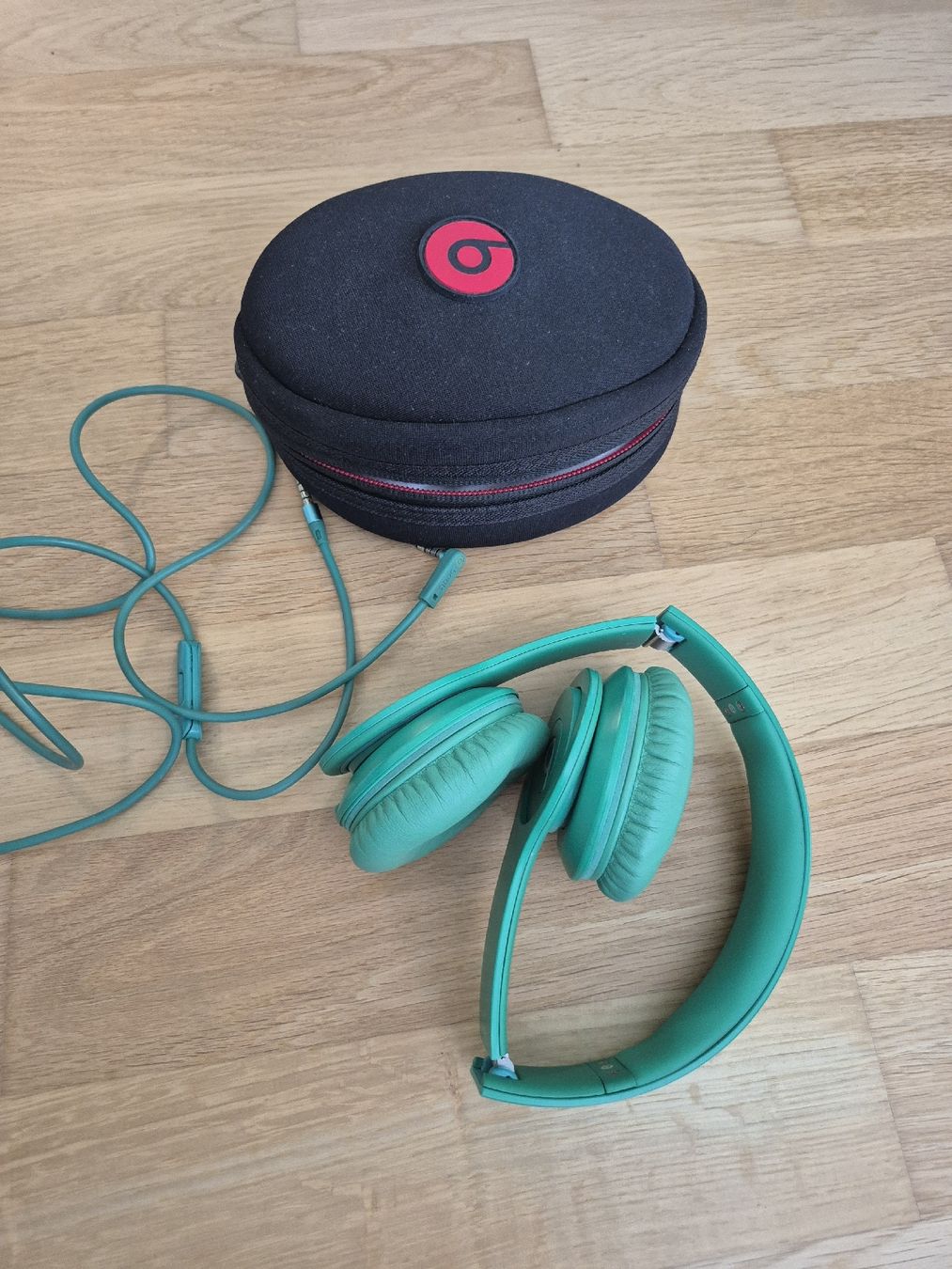 Beats Cuffie: Beats by dr. dre Solo HD – Usato da Altdorf UR venduto da eva_tb85 1