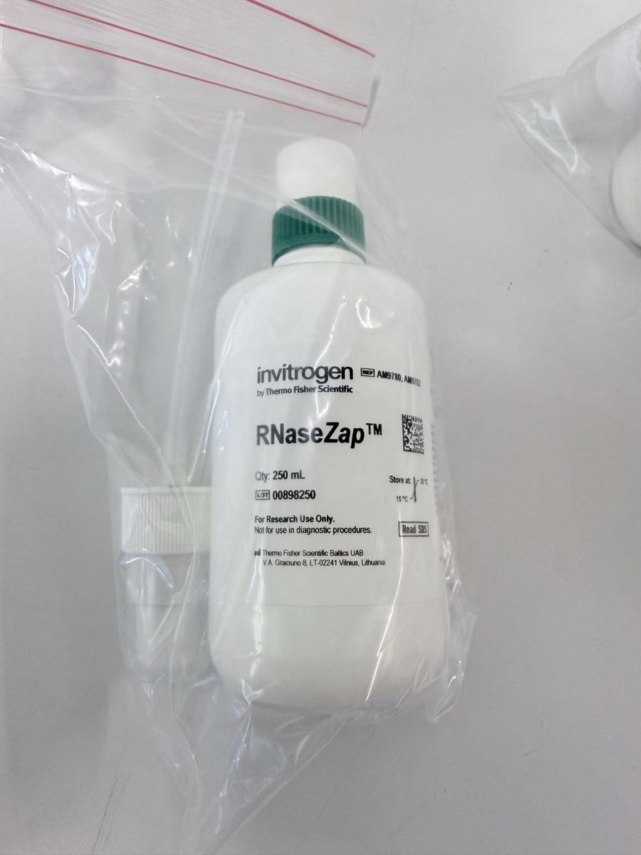 Toutes les machines: 4x Invitrogen RNaseZap 250ml  – D'occasion à Schupfart par philippb06 1