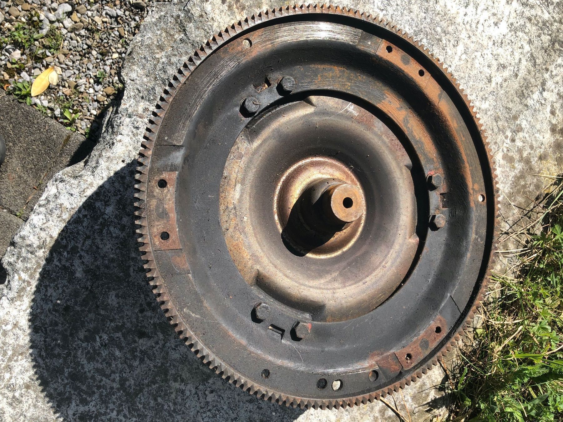 Tutti pezzi di ricambio auto: Drehmoment Wandler DB W107/108 – Usato da Weesen venduto da shiva-5 2
