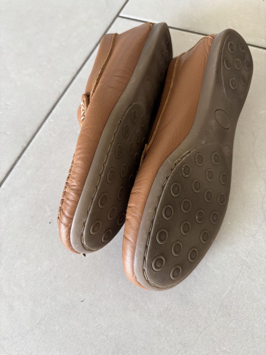 Scarpe da donna: Leder Mokassin, beige Gr. 36 – Usato da Chur venduto da swissklexx 1
