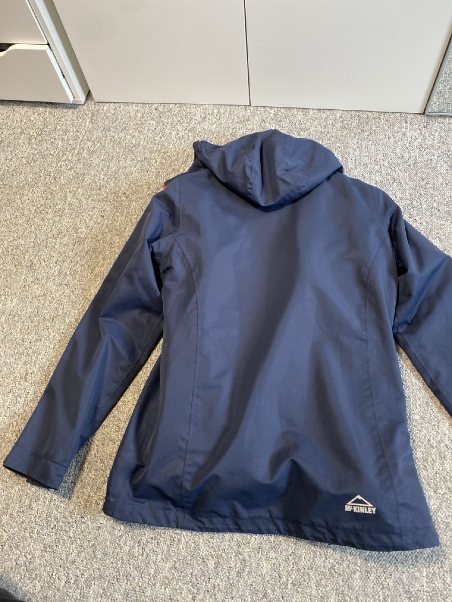 Mckinley Vestes: Mckinley Winterjacke, Grösse 36 – D'occasion à Dübendorf par feusiedi 3