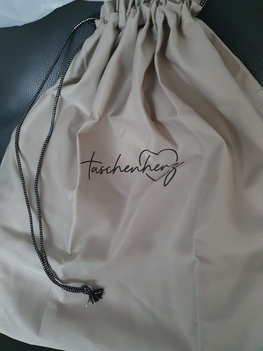 Borse da donna: Damen Tasche Marke Taschenherz – Nuovo e nell'imballaggio originale da Oftringen venduto da Jola16 3