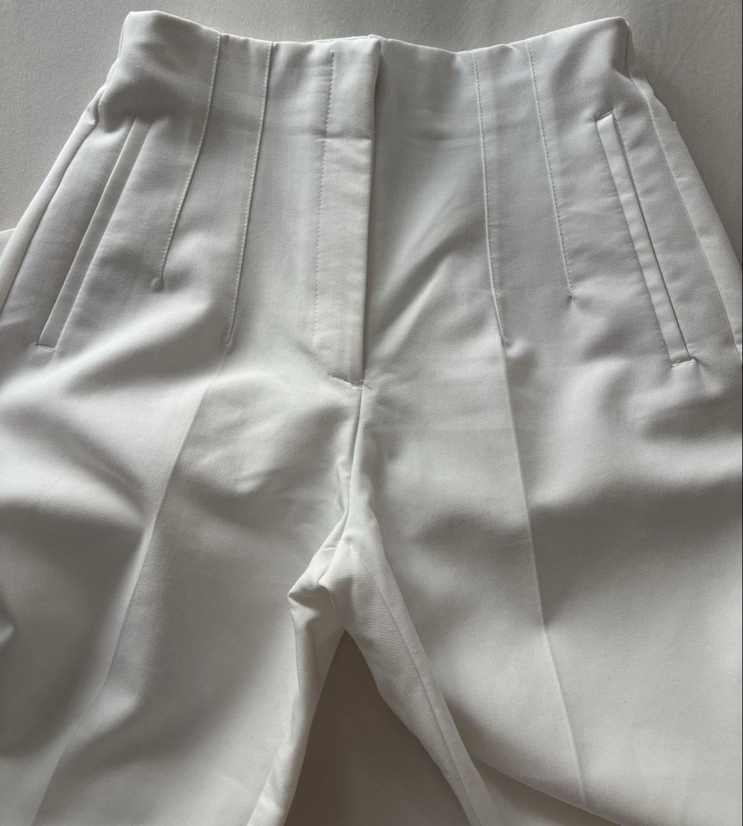 Zara Pantaloni: ZARA Hose Weiss Gr M Sommer Mode – Nuovo (secondo la descrizione) da Arbon venduto da Viktoriaa 1