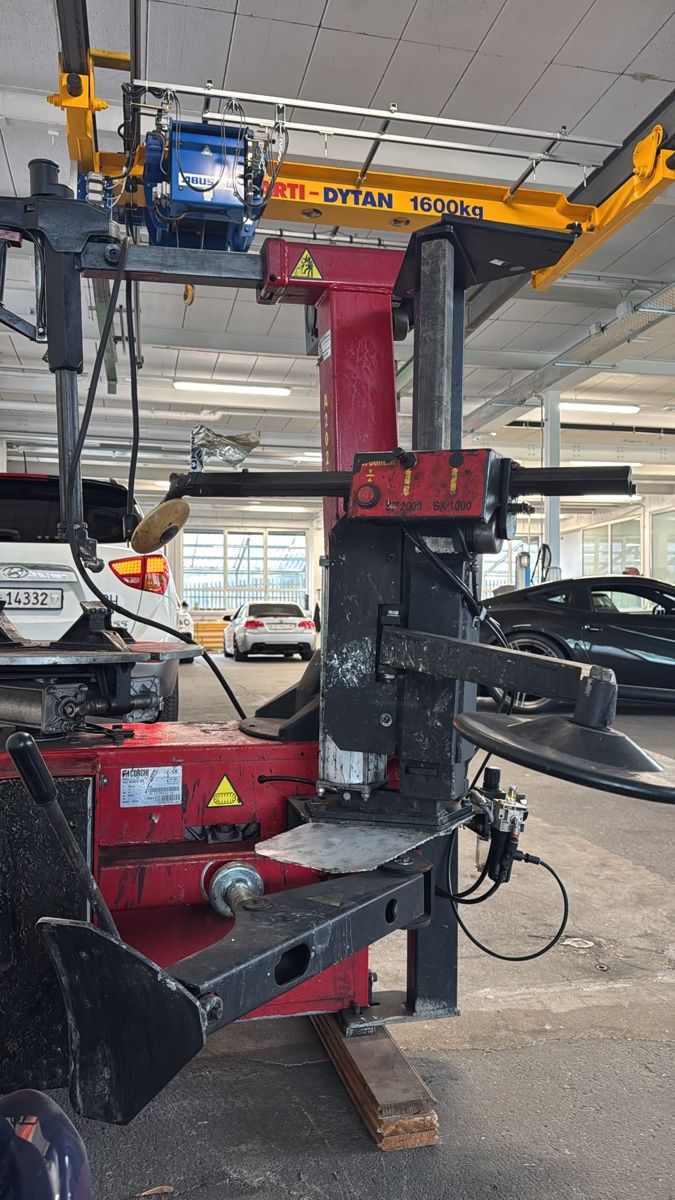 Corghi Tutte le macchine: Reifenmaschine – Usato da Olten venduto da dur_dgj7 4