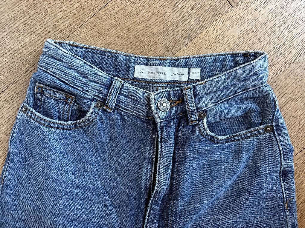 Jeans: Subdued Jeans mit toller Grafik, 22 – Usato da Zürich venduto da ric_r96d 2