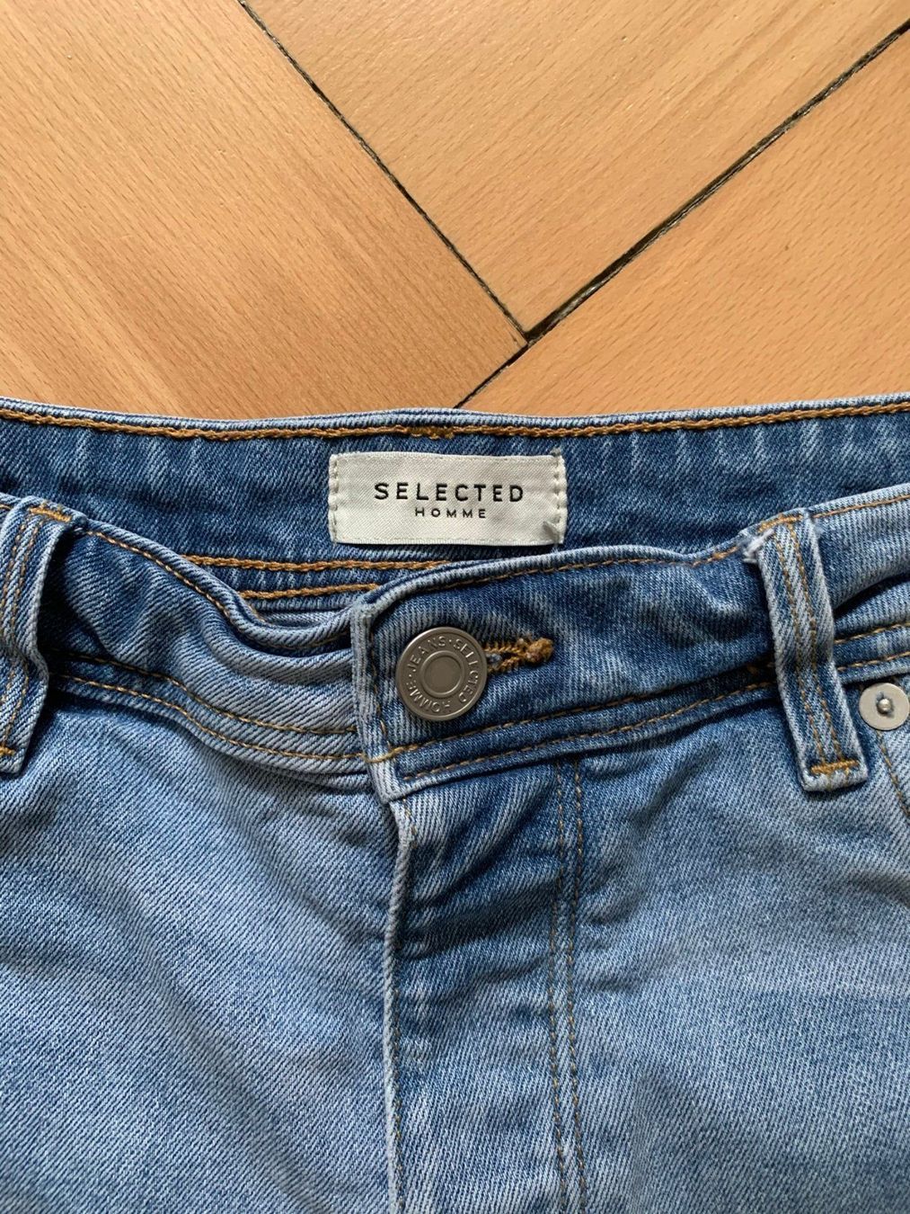 Jeans: SELECTED HOMME - Jeansshorts hellblau XL – Usato da Zürich venduto da Diazaio 1