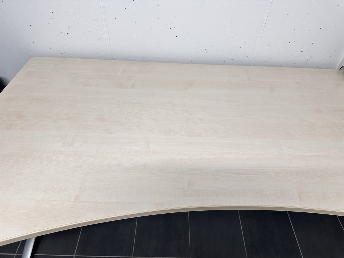 Bureaux: Bürotisch – D'occasion à Dottikon par Sani770 2