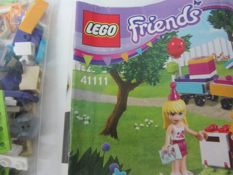 Lego Kit di costruzioni: Lego Friends 41111 " Party Train " – Usato da Kreuzlingen venduto da heinrich7h 2