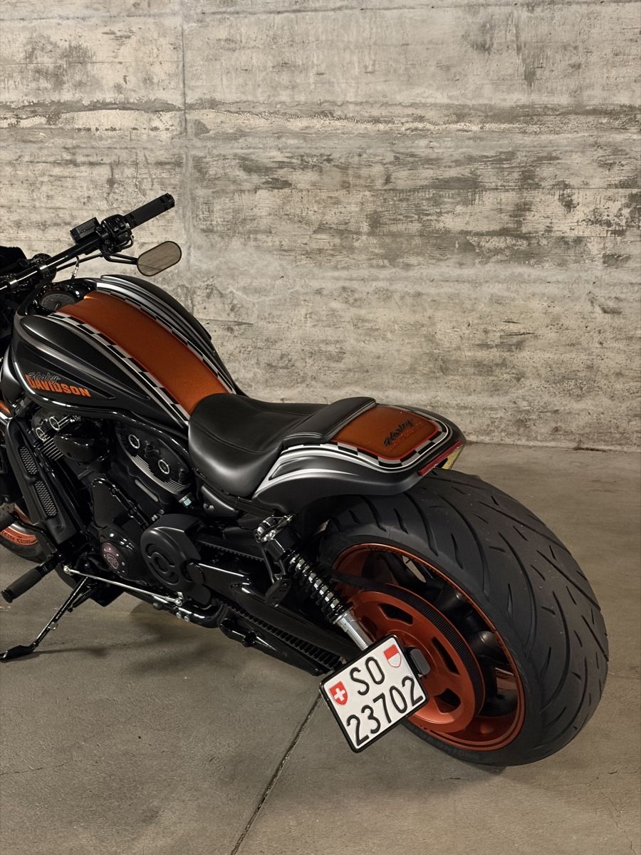 Harley-Davidson Chopper: Harley Davidson Night Rod – Usato da Zuchwil venduto da dor_m2xk 3